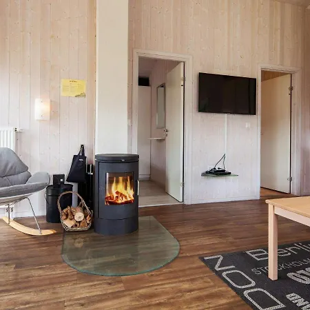 Two-bedroom In 2 Grömitz