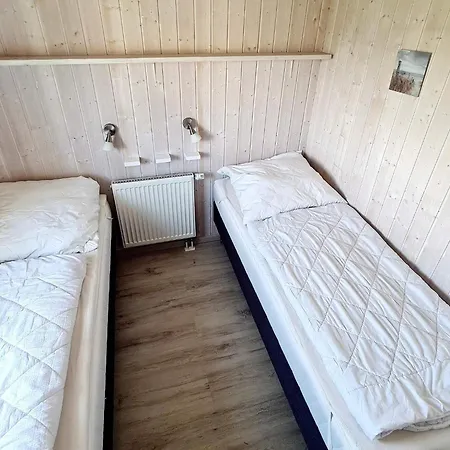 度假居 6 Person In *